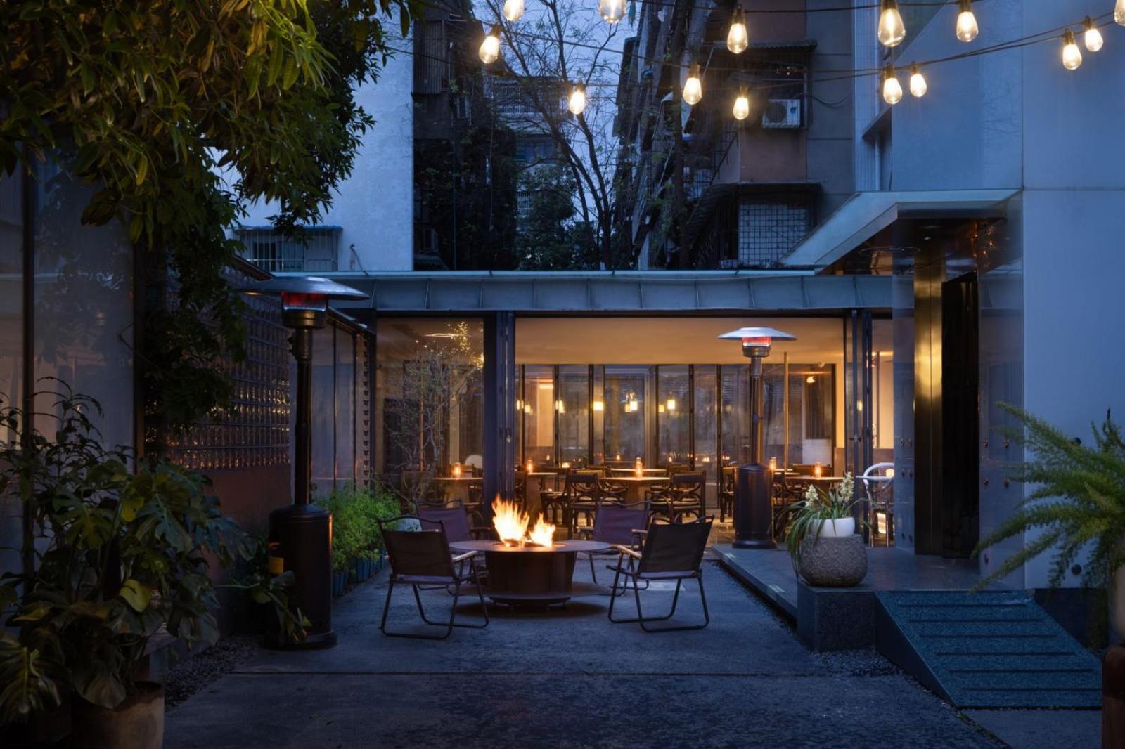 Wezo Hotel Kuanzhai Alley Chengdu-Breakfast Till 12Noon-Lv City Guide Recommended Hotel ภายนอก รูปภาพ